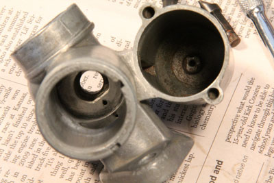 Looking down the barrel and float chamber of the Zundapp KS601's Bing 1/25/4.