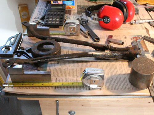 The Z�ndapp KS 601 solo seat frame as found.